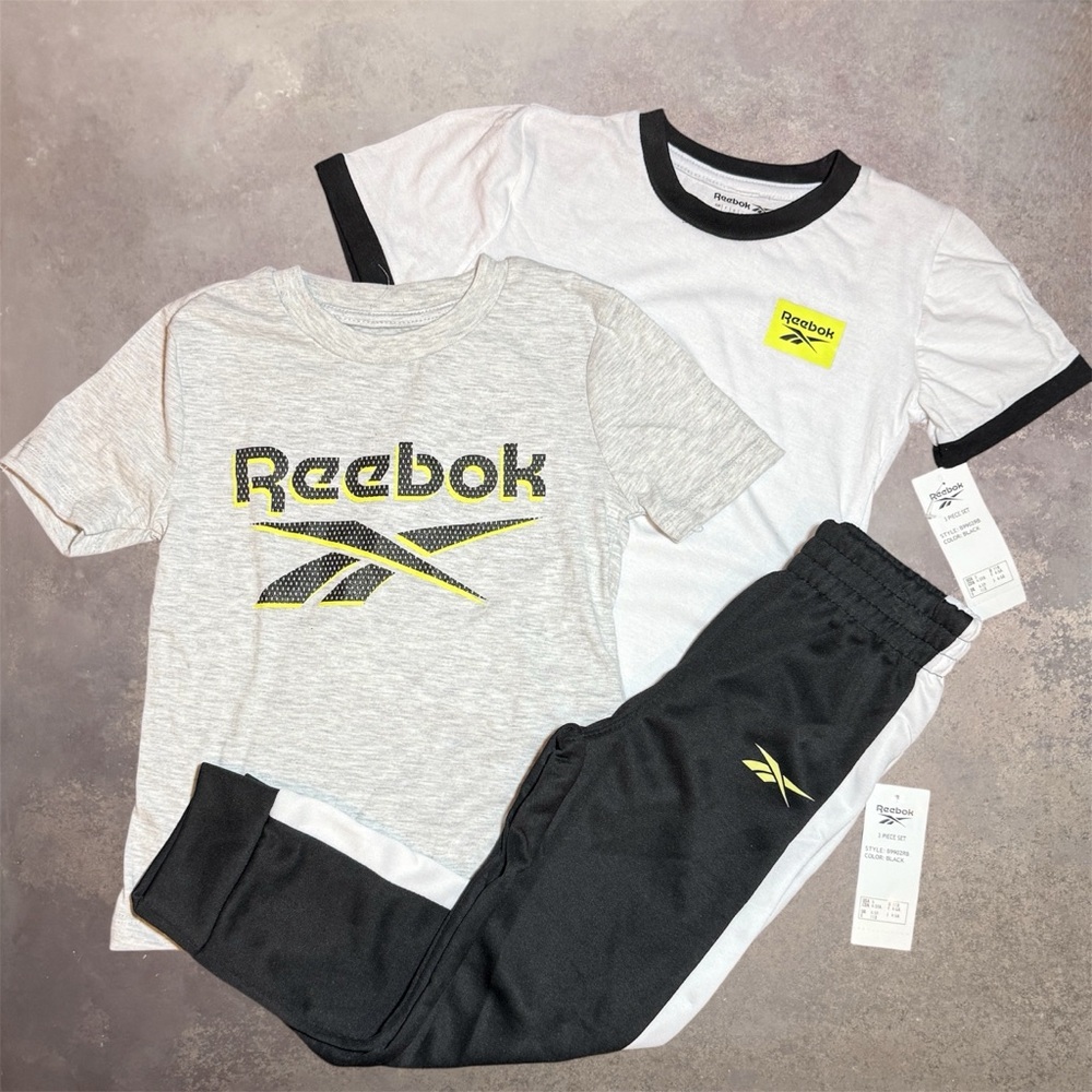 Reebok Boys 3 Piece Outfit Set 5T Gray White T Shirts Black Joggers NWT